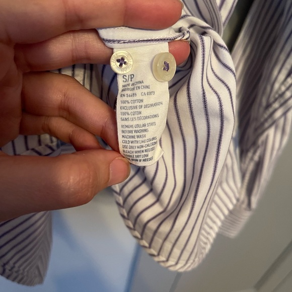 NWOT American Eagle men’s button down - Picture 3 of 4